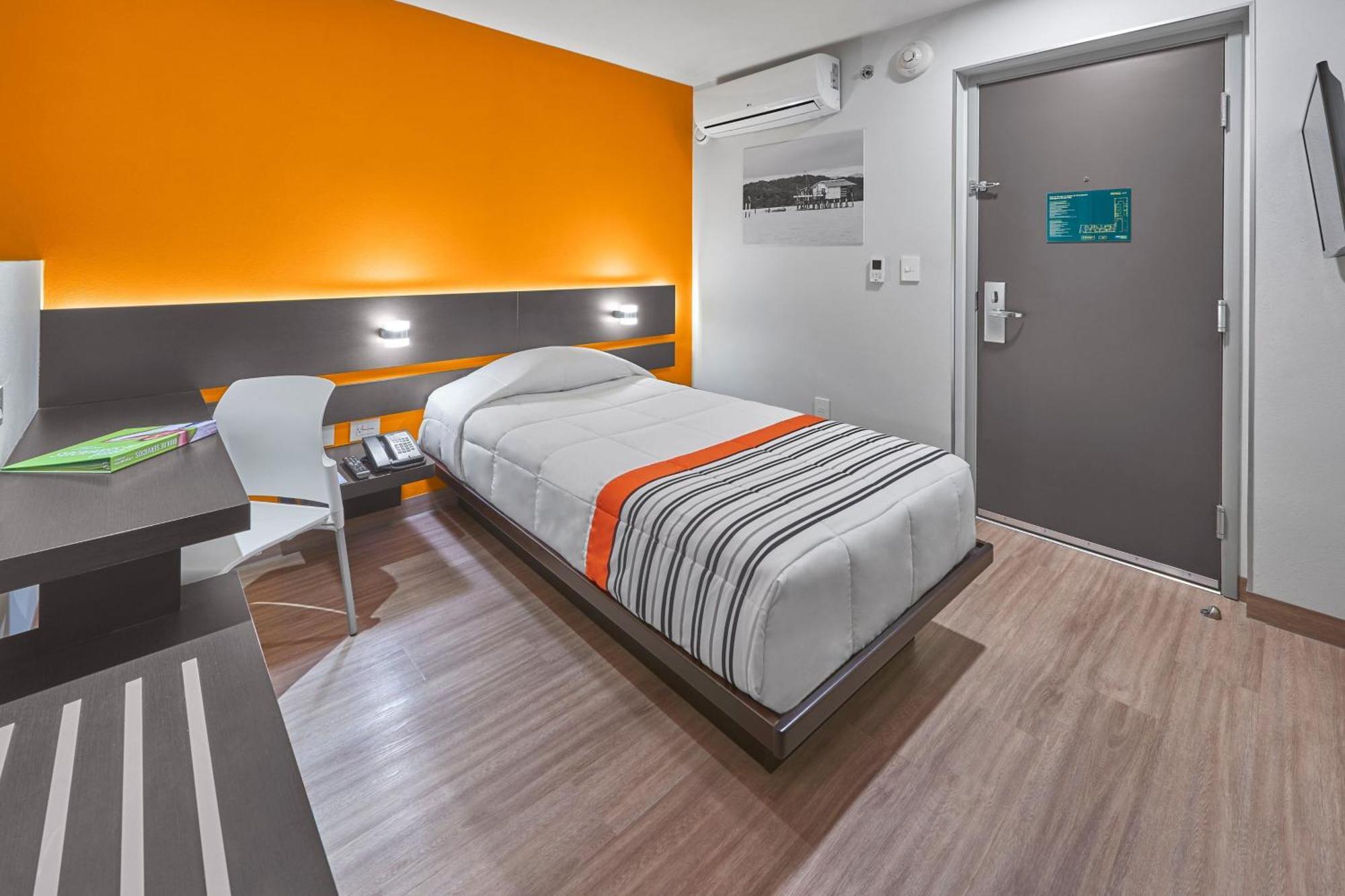 City Express Junior By Marriott Ciudad De Mexico Sullivan エクステリア 写真