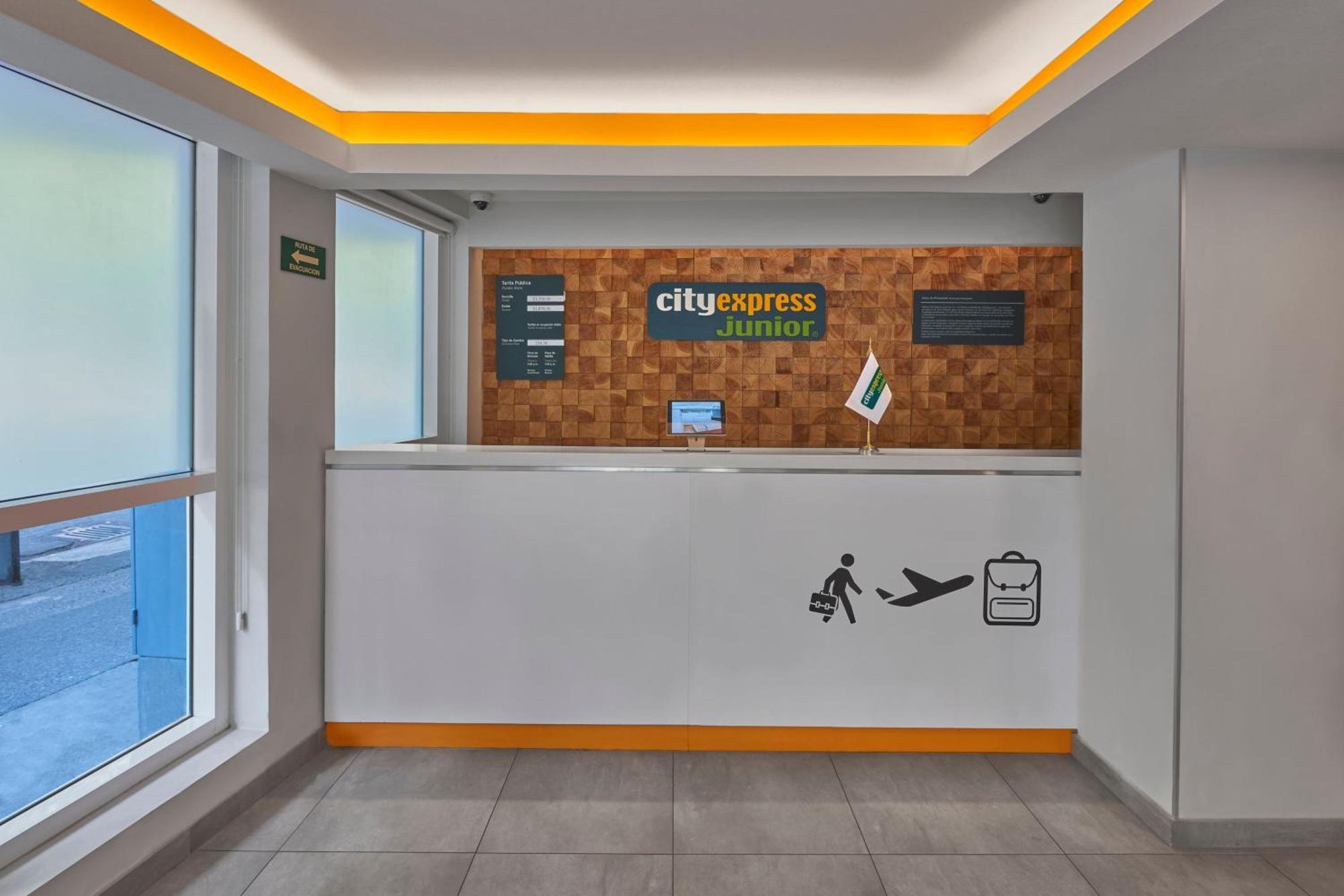 City Express Junior By Marriott Ciudad De Mexico Sullivan エクステリア 写真