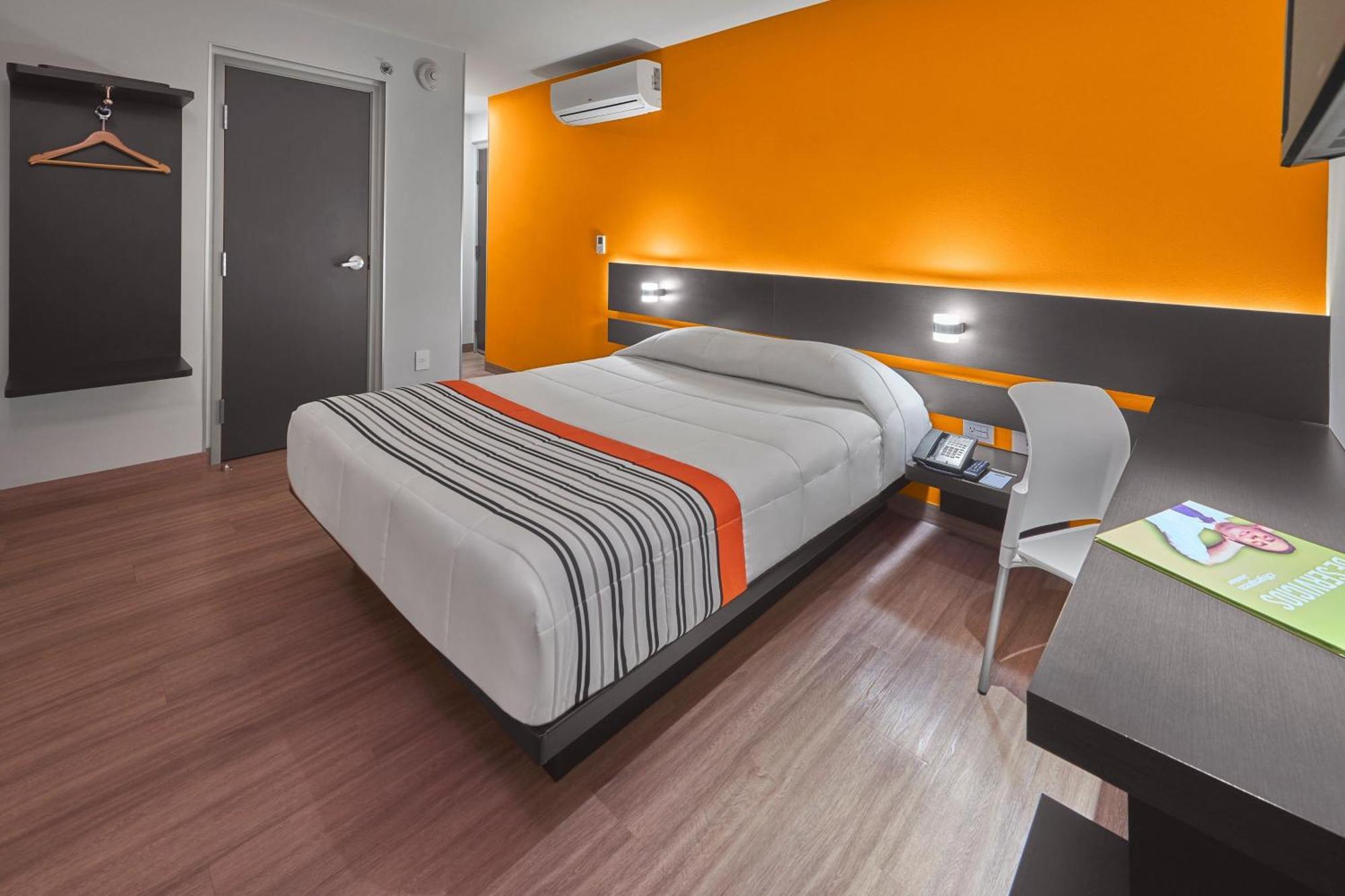 City Express Junior By Marriott Ciudad De Mexico Sullivan エクステリア 写真
