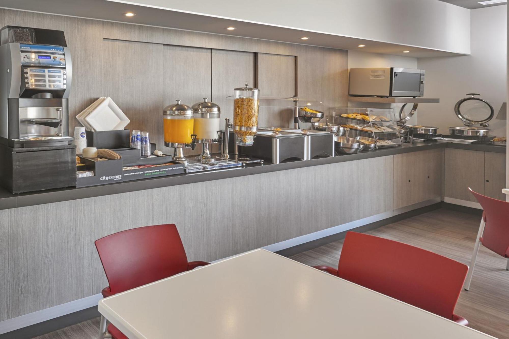 City Express Junior By Marriott Ciudad De Mexico Sullivan エクステリア 写真